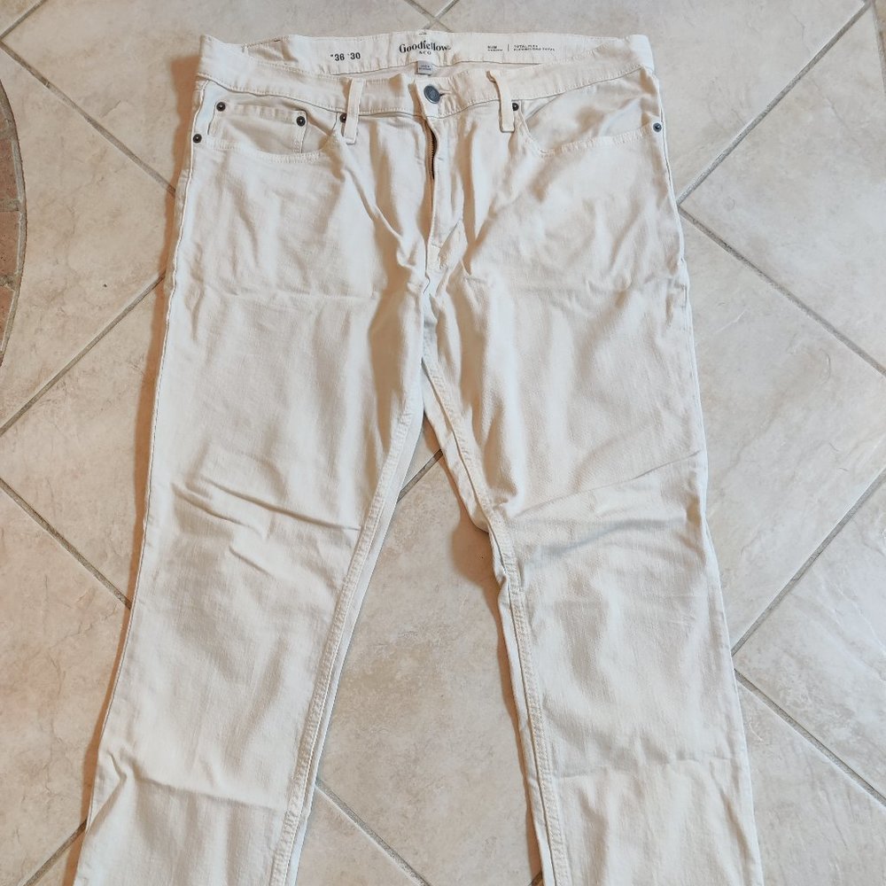 Good Fellow off white jeans man size w 36 L 30